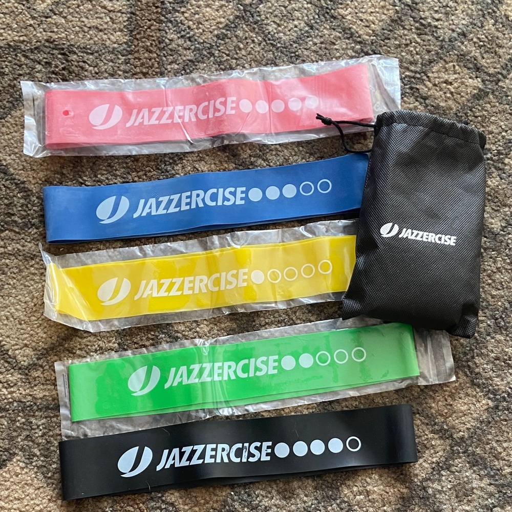 Jazzercise resistance bands with pouch